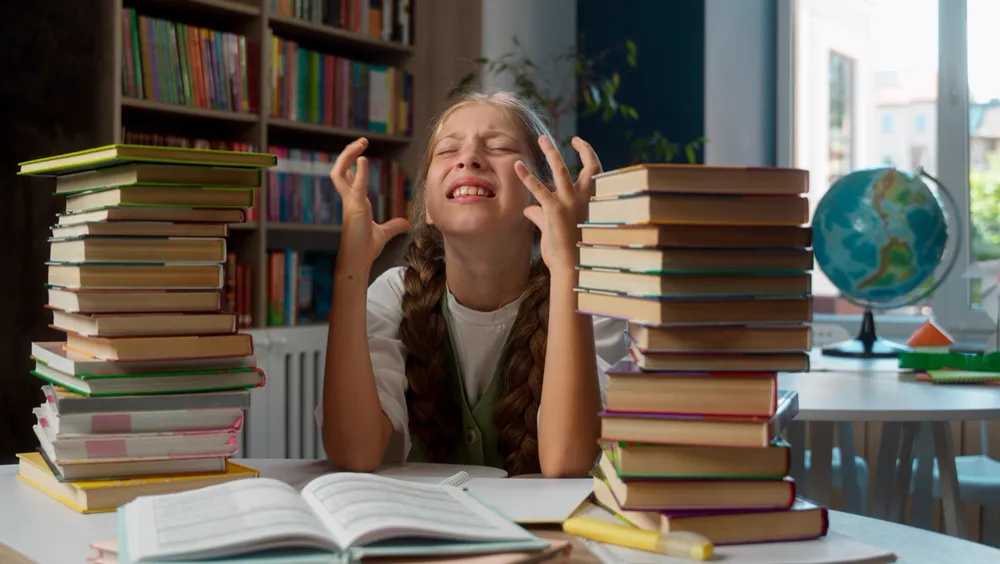 Signs Your Child Is Struggling With Reading Comprehension